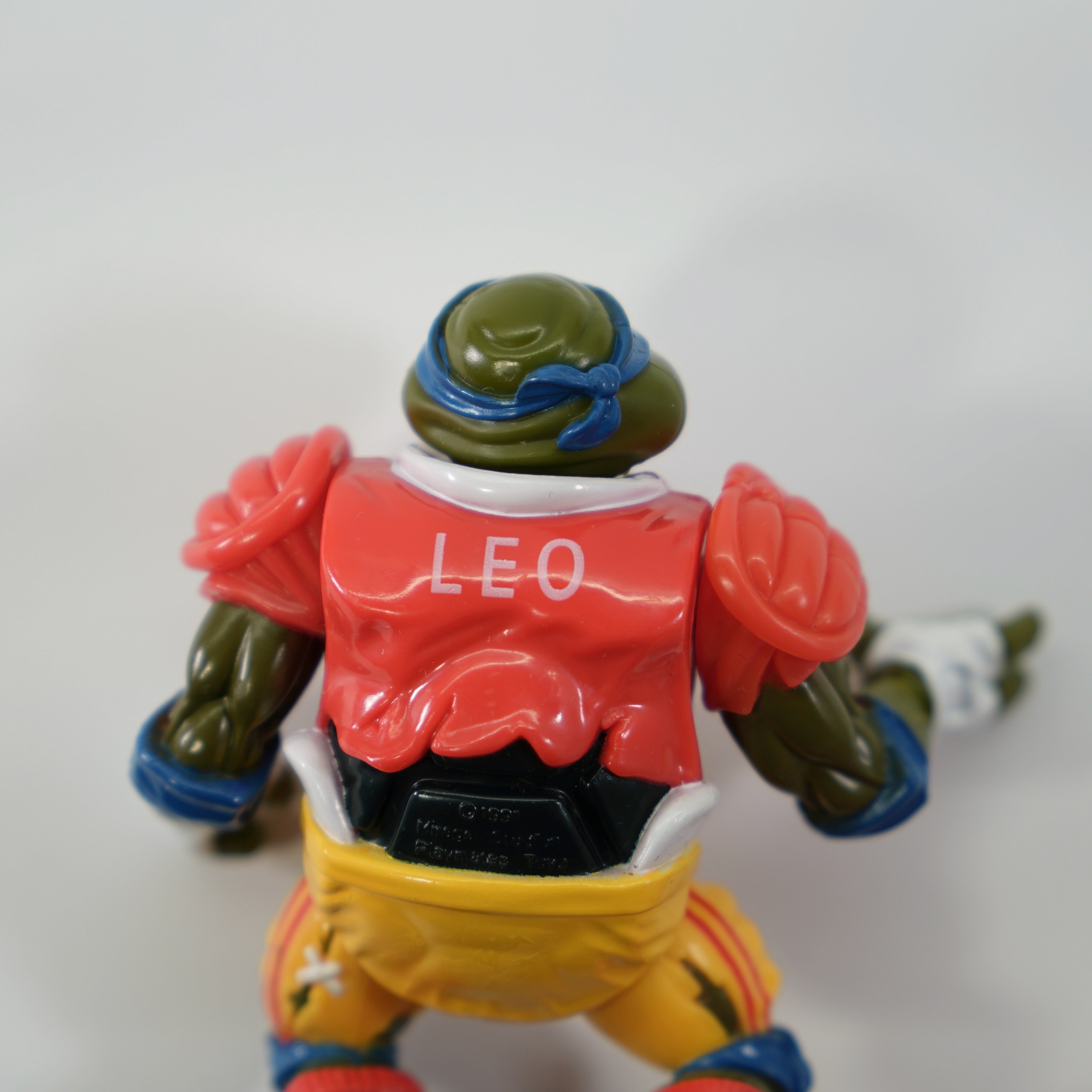 1991 T.D. Tossin' Leo TMNT Complete with Figure, Accessories, and Cardback